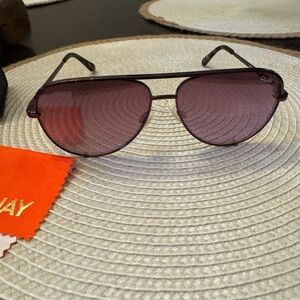 Quay Australia Red and White Cleaning Cloth